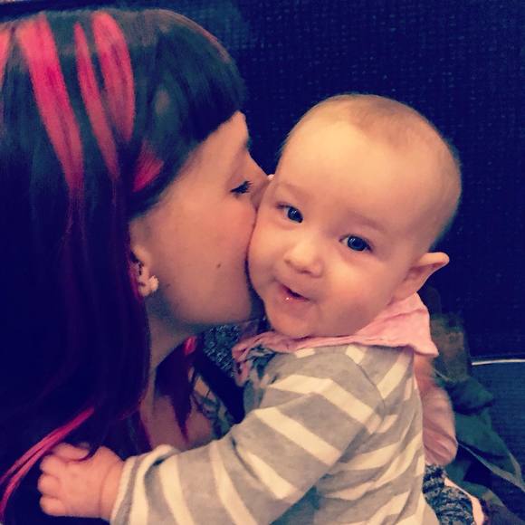 Meet your Posher, Dawn - Picture 1 of 1